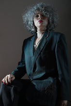 Charger l'image dans la galerie, Veste en laine vintage oversize cutomisée