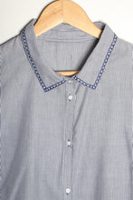 Load image into Gallery viewer, Chemise à rayures et broderie