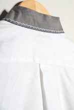 Charger l'image dans la galerie, Chemise teinte et brodée