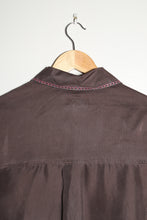 Load image into Gallery viewer, Chemise en soie maron vintage