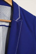 Load image into Gallery viewer, Veste bleue électrique et son col brodé