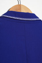 Load image into Gallery viewer, Veste bleue électrique et son col brodé