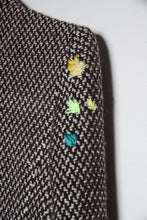 Load image into Gallery viewer, Manteau en laine réparé