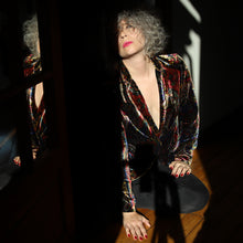 Load image into Gallery viewer, Veste en velours customisée