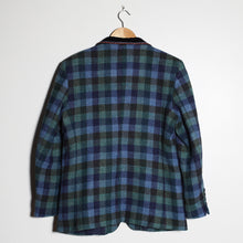 Load image into Gallery viewer, Veste vintage en laine customisée