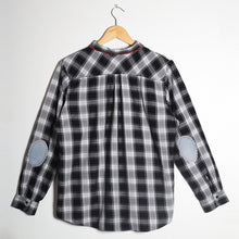 Load image into Gallery viewer, Chemise avec coudières en jeans