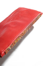 Load image into Gallery viewer, Pochette en cuire rouge