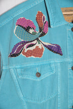 Load image into Gallery viewer, Veste en jeans turquoise fleurs boro