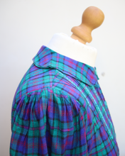 画像をギャラリービューアに読み込む, Chemise vintage à carreaux et broderies — Années 80