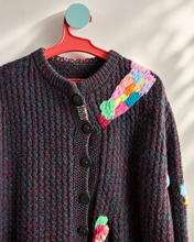 Charger l'image dans la galerie, Stage Réparation créative — Donner une nouvelle vie à ses vêtements · 12 décembre