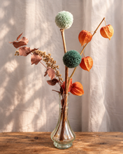 Charger l'image dans la galerie, Composition florale zéro déchet – Vert &amp; physalis