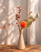 Charger l'image dans la galerie, Composition florale zéro déchet – Orange &amp; terre cuite
