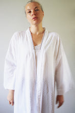 Charger l'image dans la galerie, Kimono blanc Sashiko