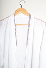 Charger l'image dans la galerie, Kimono blanc Sashiko
