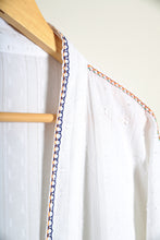Charger l'image dans la galerie, Kimono blanc Sashiko