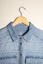 Charger l'image dans la galerie, Chemise en Jeans Sashiko