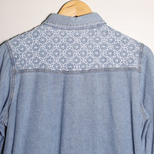 Load image into Gallery viewer, Chemise en Jeans Sashiko