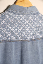 Load image into Gallery viewer, Chemise en Jeans Sashiko