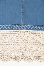 Charger l'image dans la galerie, Robe en jeans et dentelle