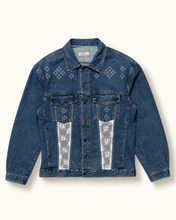 Charger l'image dans la galerie, Veste en jean oversize — Dentelle ancienne &amp; Sashiko