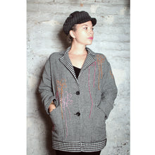 Load image into Gallery viewer, Manteau upcyclé Flower Power
