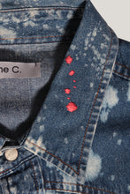 Load image into Gallery viewer, Chemise en jean recyclée Crash Party #1