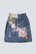 Load image into Gallery viewer, Jupe en jean's recyclée Arty #2 T 38
