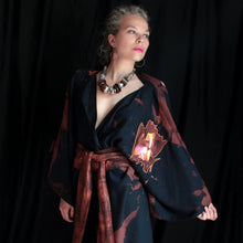 Load image into Gallery viewer, Kimono Flower Power