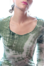 Load image into Gallery viewer, T-shirt manches longues batik recyclé / M/L /