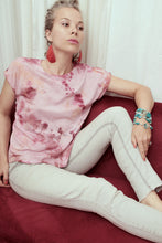 Load image into Gallery viewer, T-shirt rose Flower Power