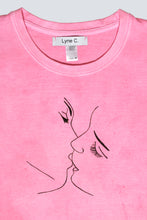 Load image into Gallery viewer, T-shirt rose love me tender love me true