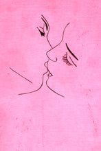 Load image into Gallery viewer, T-shirt rose love me tender love me true