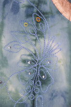Load image into Gallery viewer, Chemisette upcyclée Twinkle Vibe