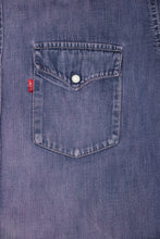 Load image into Gallery viewer, Chemise en jeans Levi's upcyclée Twinkle Vibe / Taille M