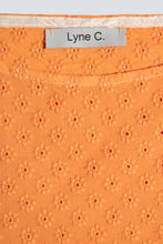 Load image into Gallery viewer, Top chauve souris broderie anglaise orange